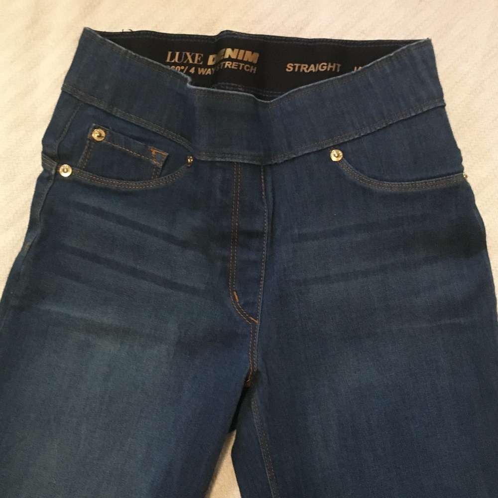 Dark Wash Luxe Denim Jeggings - Picture 2 of 8